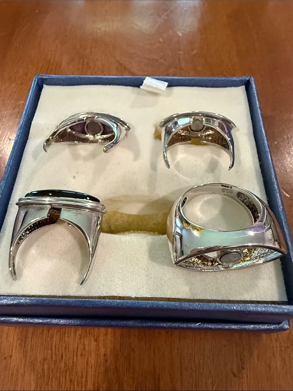 925 Sterling Silver Ring Set with Amethyst, Onyx & White Stone Size 6